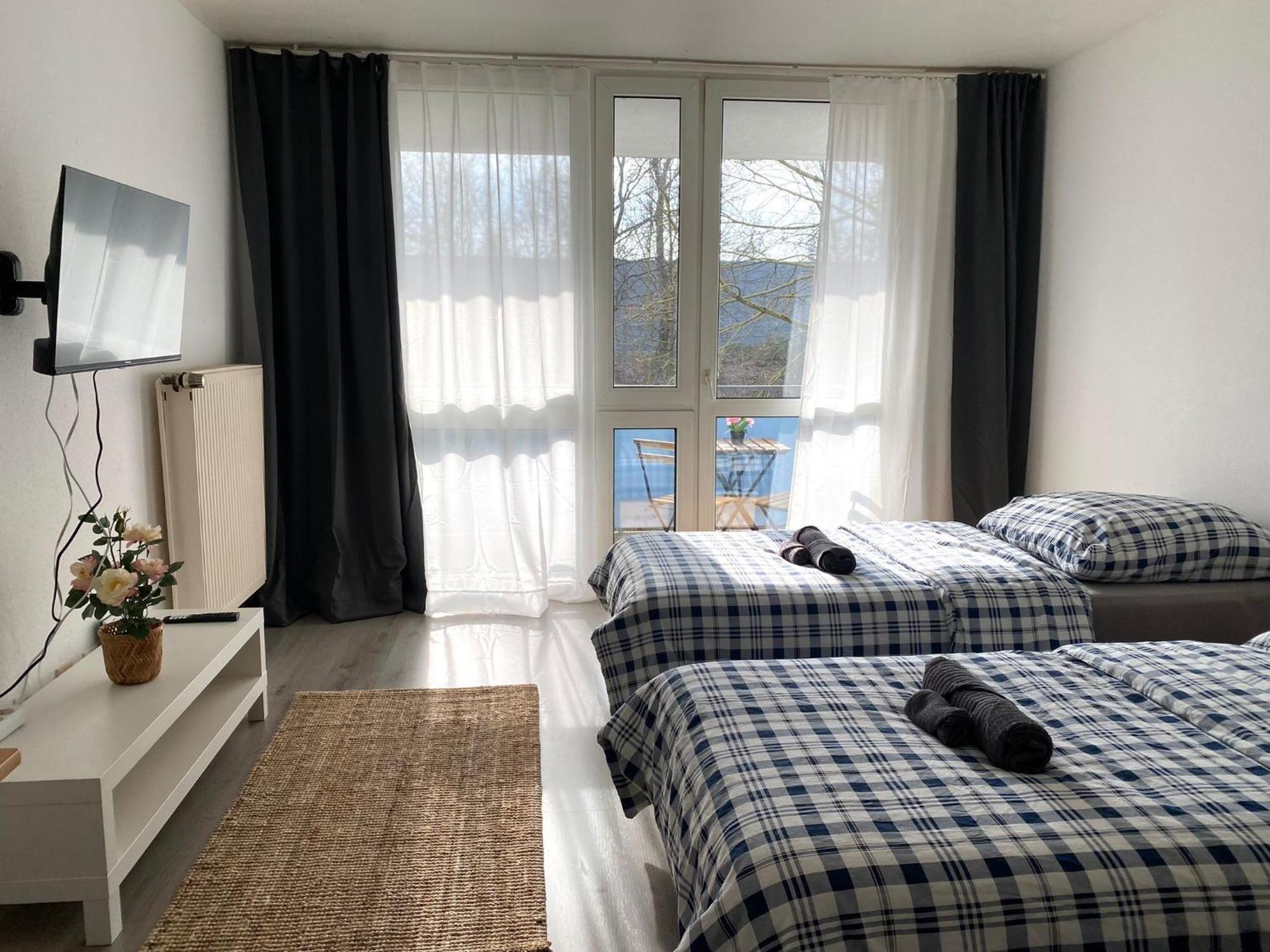 Sweet Home Apartment Hannover West - Contactless Check-In Esterno foto
