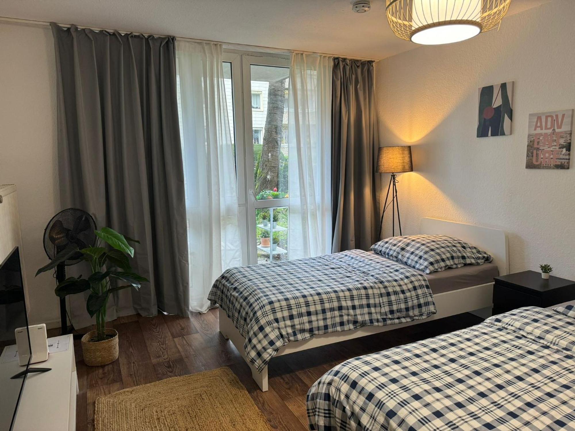 Sweet Home Apartment Hannover West - Contactless Check-In Esterno foto