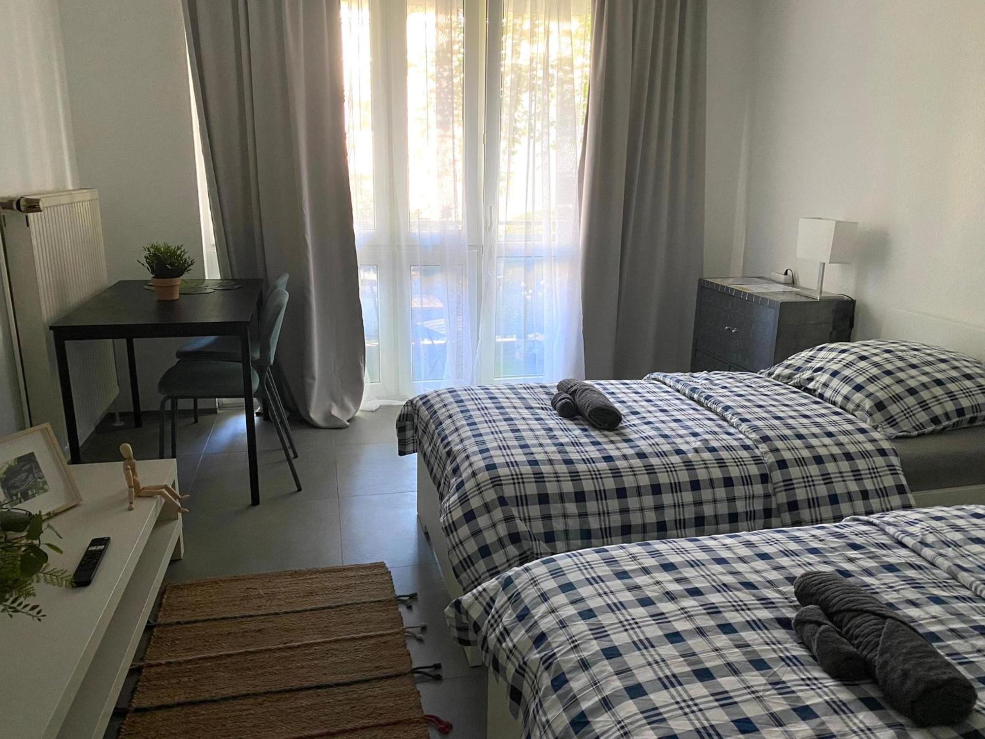 Sweet Home Apartment Hannover West - Contactless Check-In Esterno foto